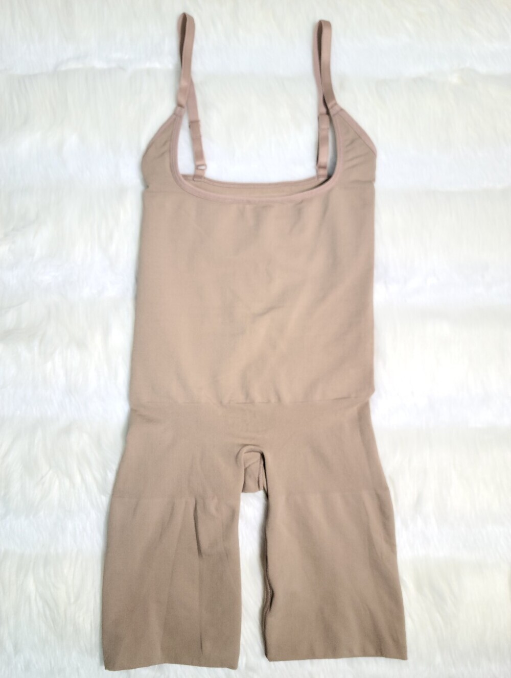 SKIMS Seamless Sculpt Open Bust Mid Thigh Bodysuit Cream Clay XS NEW